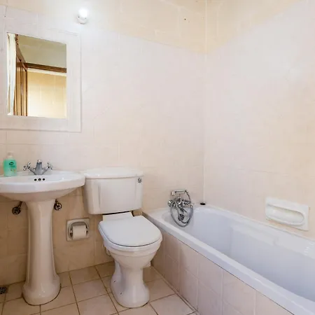 펜션 3 Bedroom Holiday With Private Pool And Views