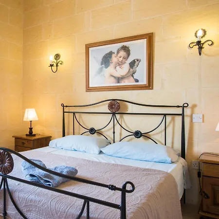 度假居 3 Bedroom Holiday With Private Pool And Views 纳杜尔